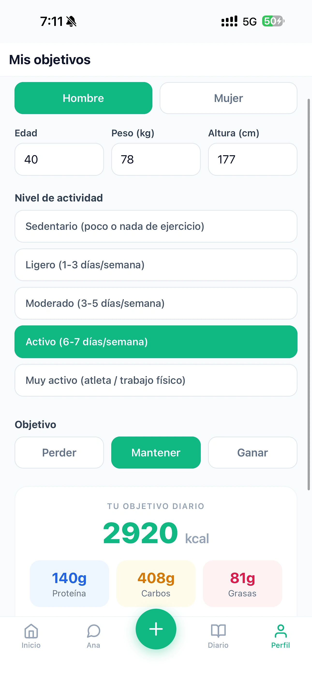 Pantalla de objetivos con las calorías diarias calculadas y los macros a medida